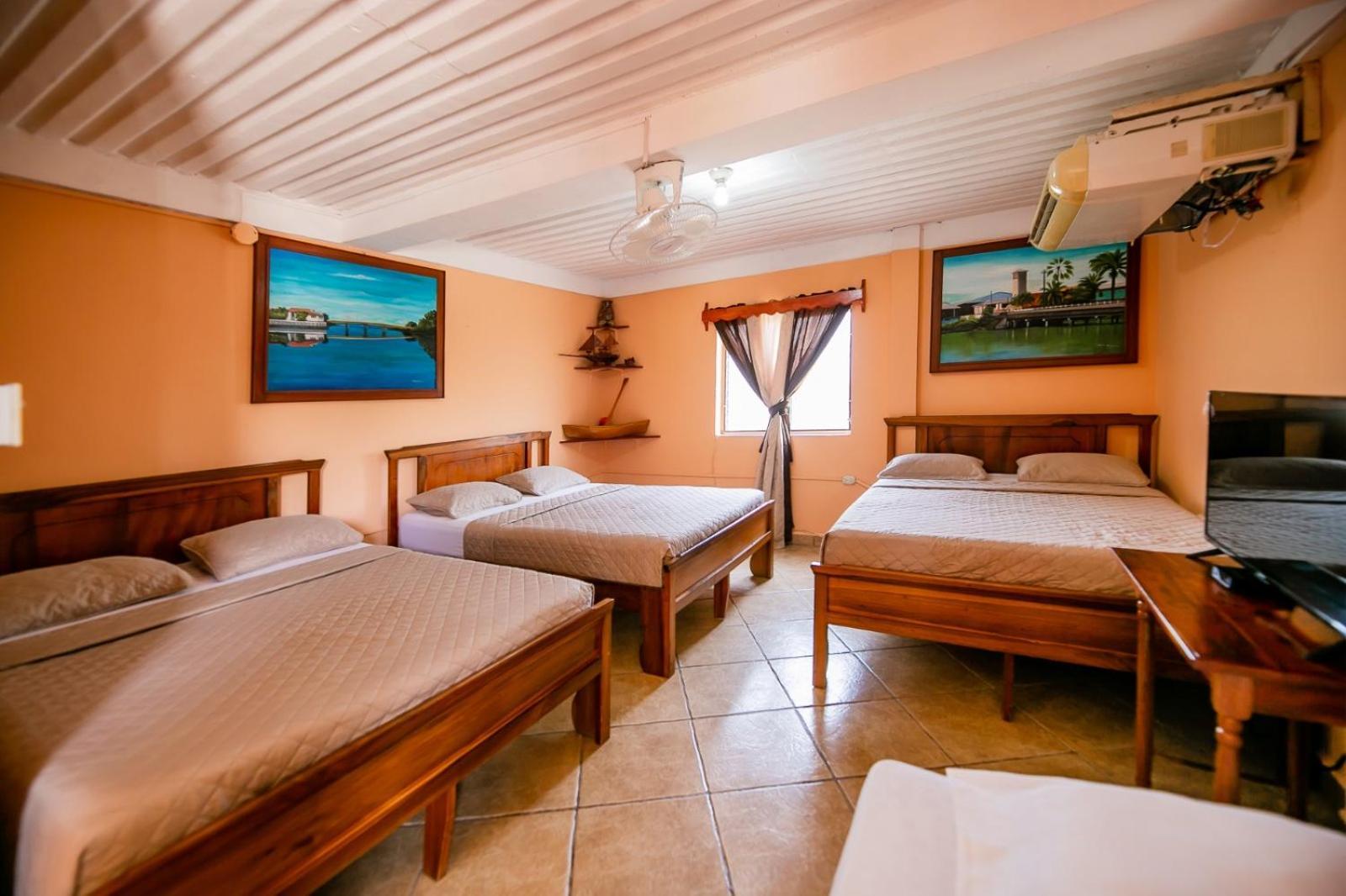 Hotel Bahia 特拉 外观 照片